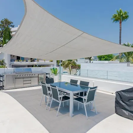 Apartment The Perfect Luxury - 5 Bdrm Marbella