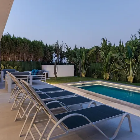 The Perfect Luxury - 5 Bdrm * Marbella