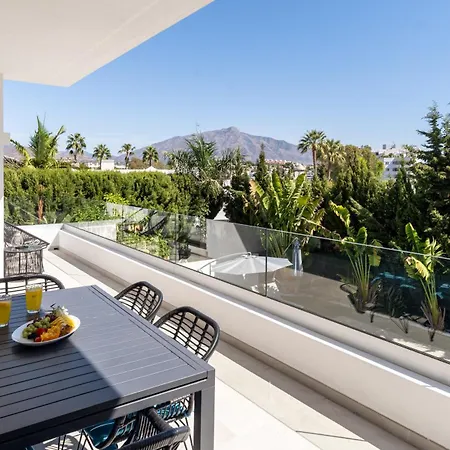 Luxury With Heated Pool, Jacuzzi, Sauna And Apartamento