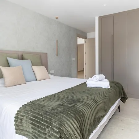 Luxury With Heated Pool, Jacuzzi, Sauna And Apartamento *