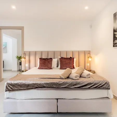 Luxury With Heated Pool, Jacuzzi, Sauna And Apartamento *