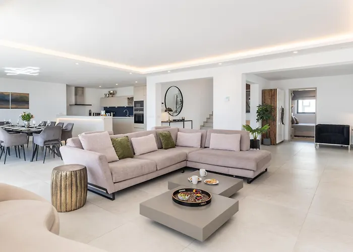 Apartament Luxury With Heated Pool, Jacuzzi, Sauna And