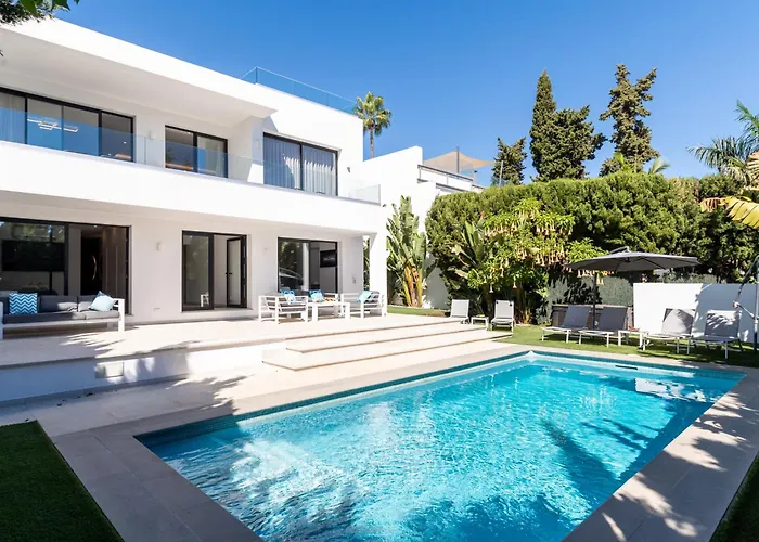 Luxury With Heated Pool, Jacuzzi, Sauna And Apartament *