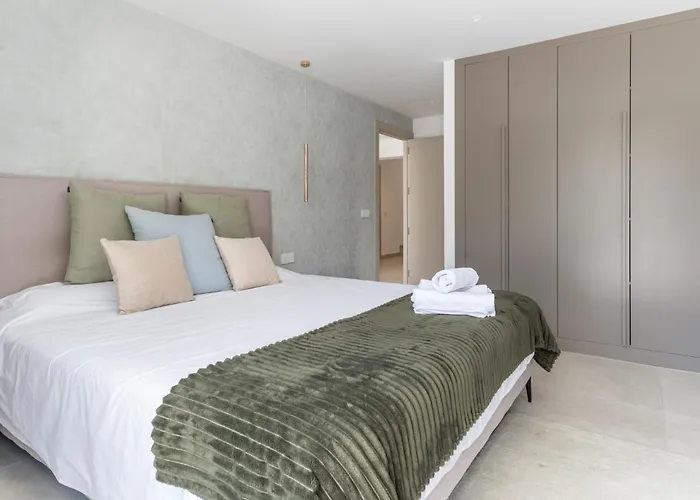 Luxury With Heated Pool, Jacuzzi, Sauna And Apartament *
