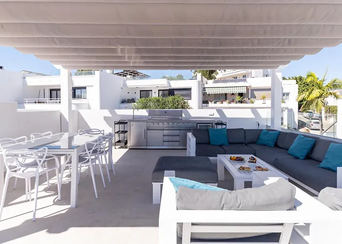 Luxury With Heated Pool, Jacuzzi, Sauna And Marbella