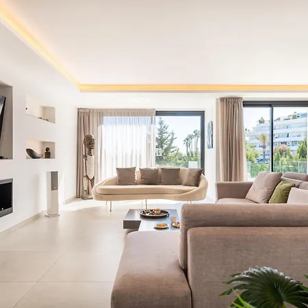 Luxury With Heated Pool, Jacuzzi, Sauna And Marbella