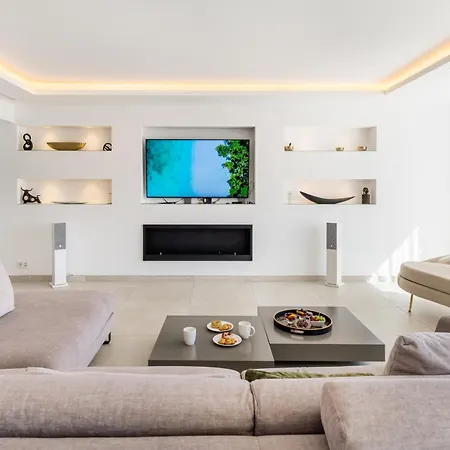 아파트 Luxury With Heated Pool, Jacuzzi, Sauna And 마르베야