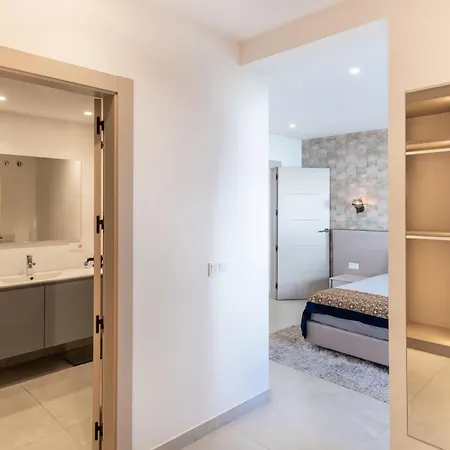 Luxury With Heated Pool, Jacuzzi, Sauna And Marbella