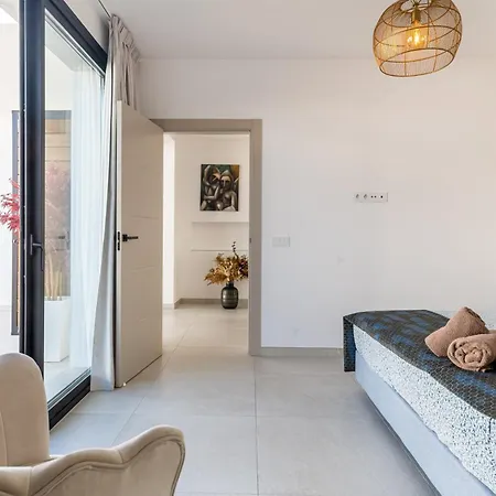 Apartment Luxury With Heated Pool, Jacuzzi, Sauna And Marbella