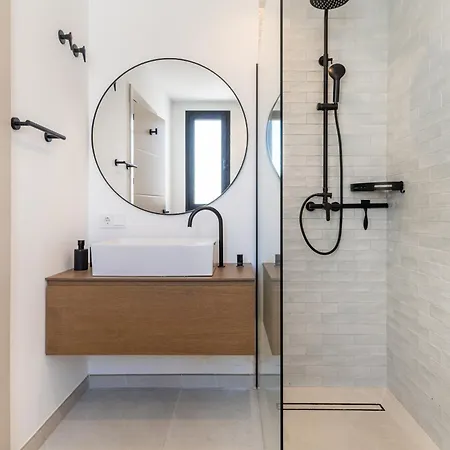 Luxury With Heated Pool, Jacuzzi, Sauna And Marbella