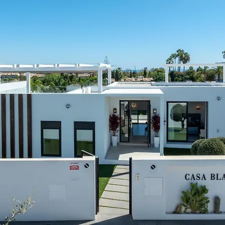 Luxury With Heated Pool, Jacuzzi, Sauna And * Marbella