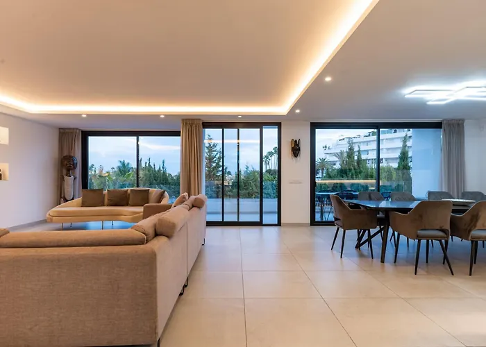 Daire Luxury With Heated Pool, Jacuzzi, Sauna And Marbella