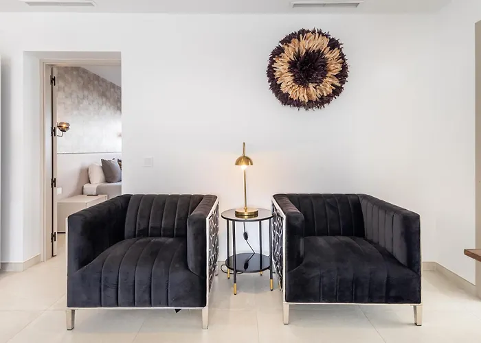Luxury With Heated Pool, Jacuzzi, Sauna And Daire Marbella