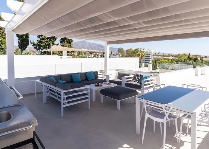 Luxury With Heated Pool, Jacuzzi, Sauna And