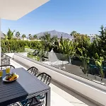 Luxury With Heated Pool, Jacuzzi, Sauna And Apartamento