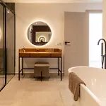 Luxury With Heated Pool, Jacuzzi, Sauna And *