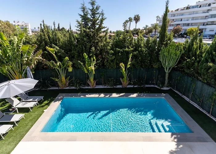 Luxury With Heated Pool, Jacuzzi, Sauna And Apartment